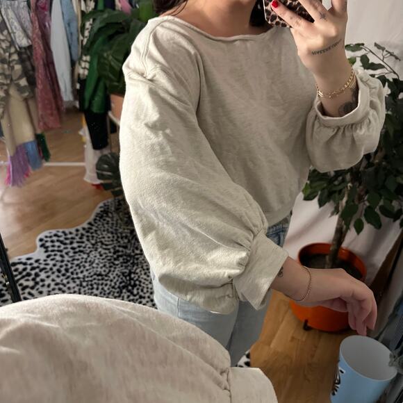 Free People Movement Long Puff Sleeve Sweatshirt Grey Size Medium - Picture 3 of 5